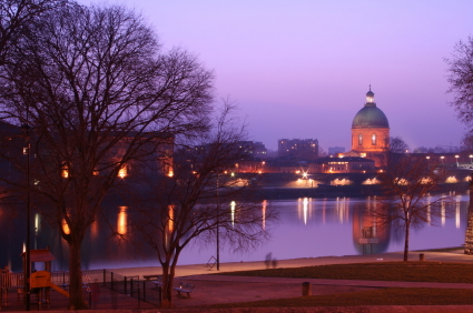 Toulouse at Sunset © Guillaume Dubé
