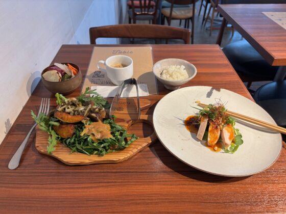 Awadori Chicken Smoked Chicken and Veg from the buffet at Turntable.