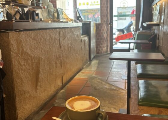 Shapowei La Post Café Inside