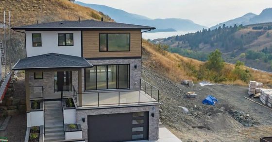 PLU Canadian Escape