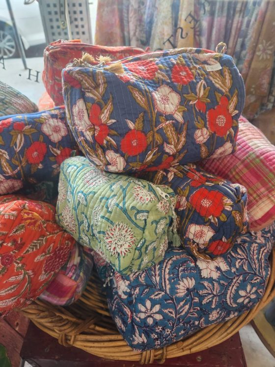 Gaudy Washbags
