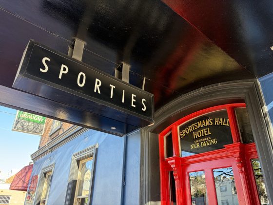 The Sportsman's Hall Hotel
